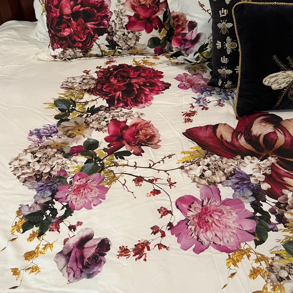 ROBERTO CAVALLI floris bedding